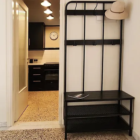 Postmodern In Pangrati Apartment Athens